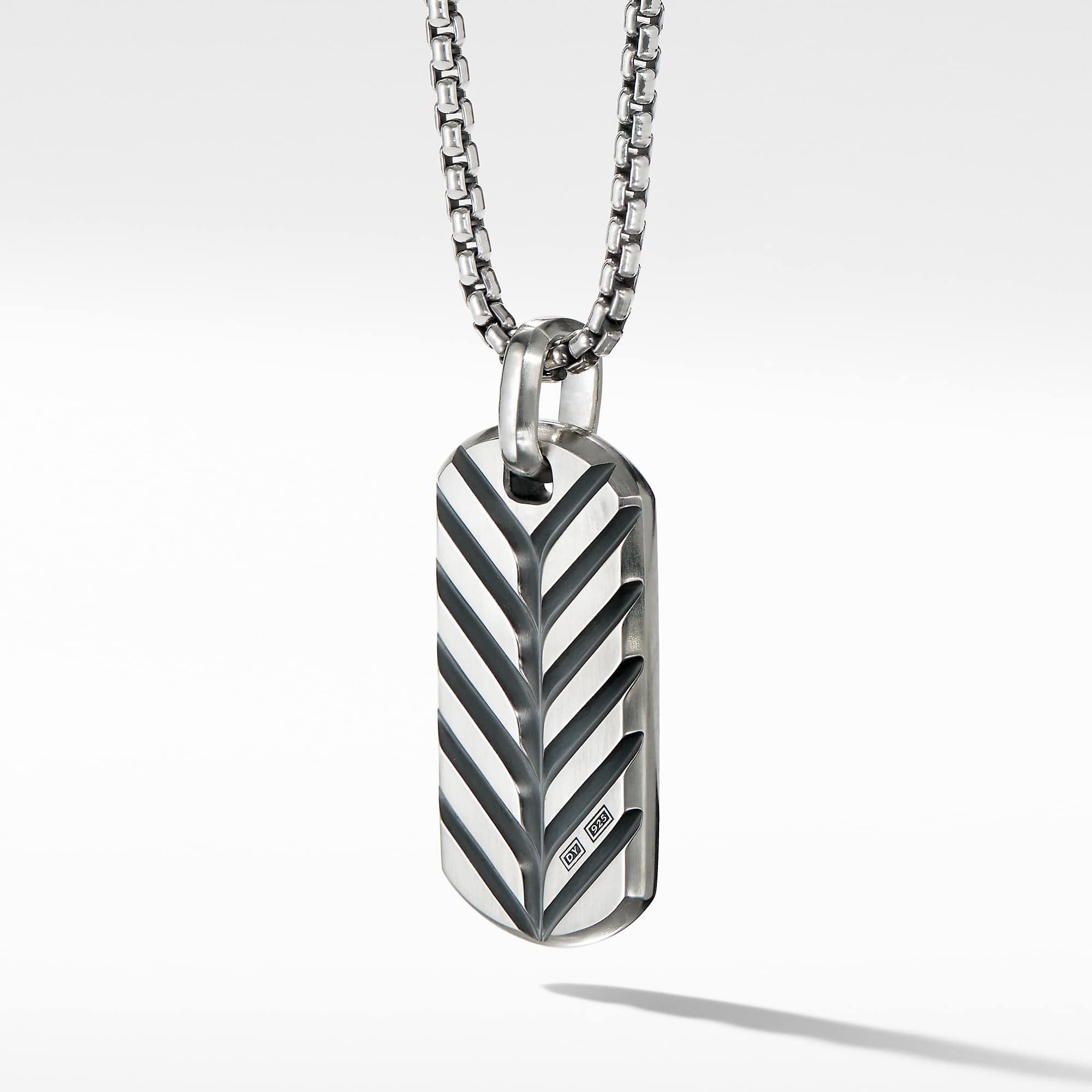 Chevron Tag in Sterling Silver, 35mm