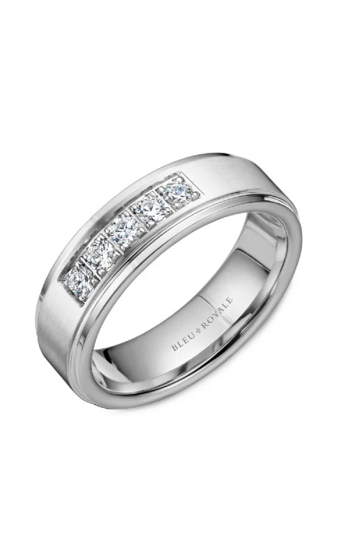 Bleu Royale 7.5mm Men’s Wedding Band in 14K Yellow Gold with Princess-Cut Black Diamonds (.60ctw)