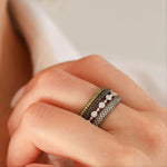 Petit Bubble White Diamond Band
