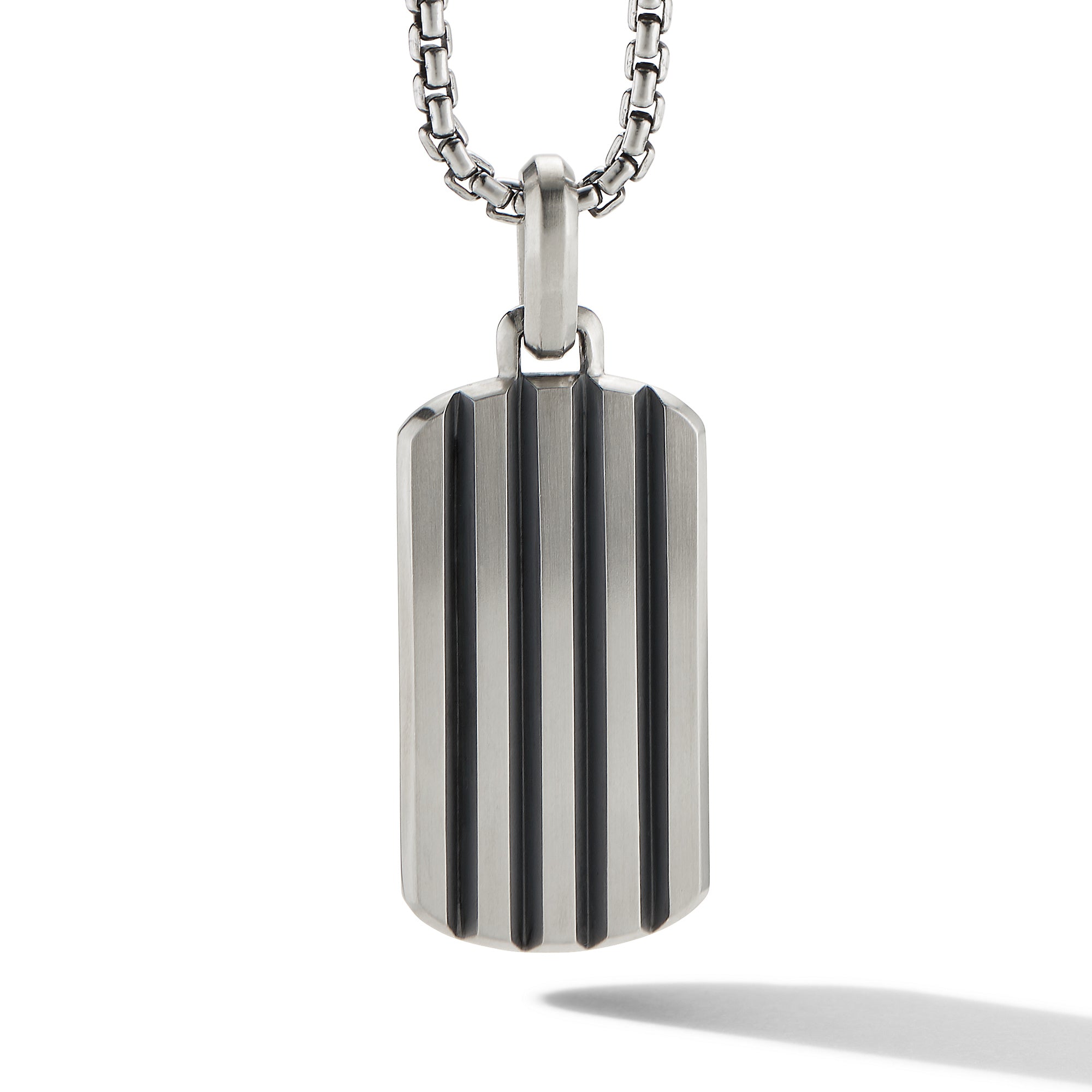 Beveled Tag in Sterling Silver, 35mm
