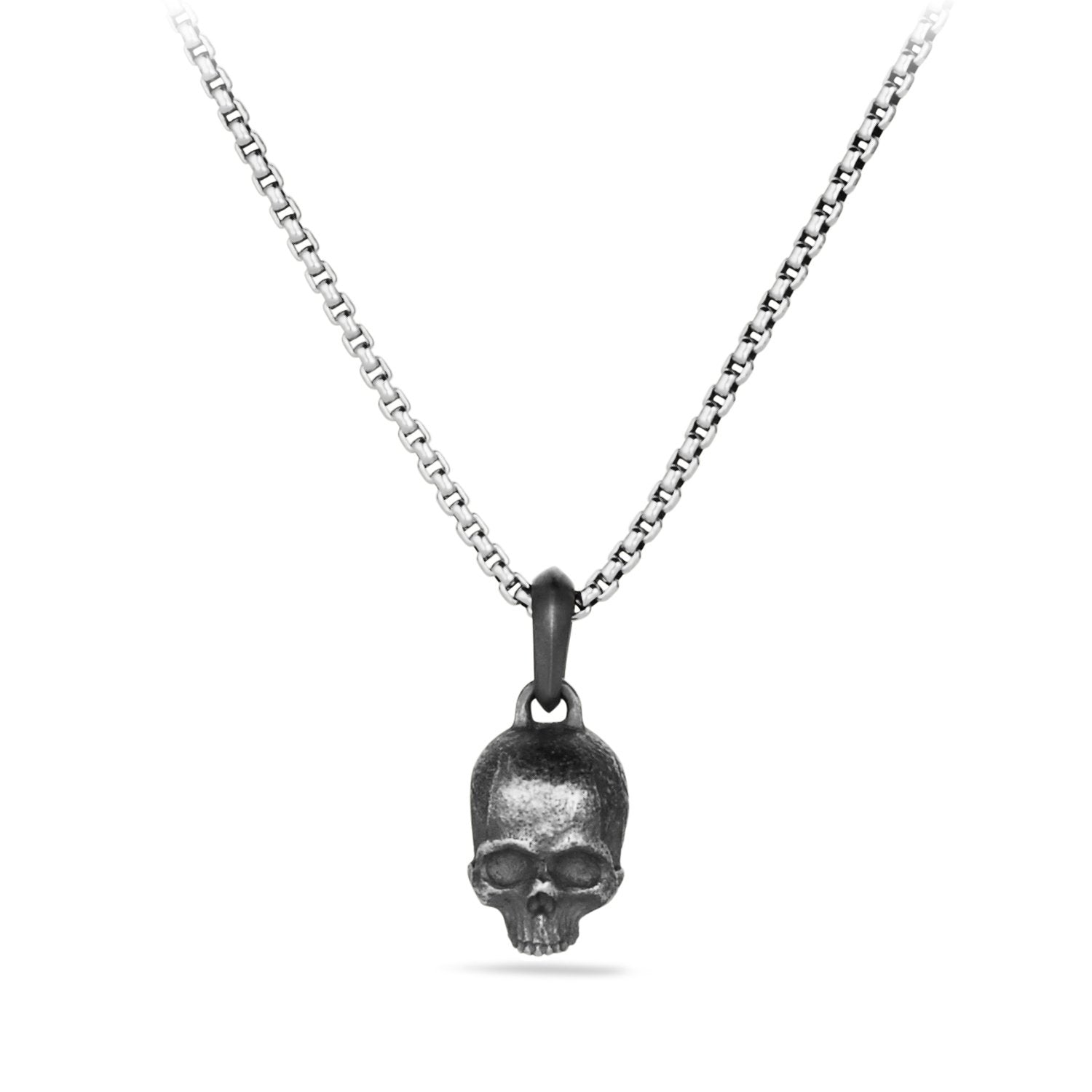 Memento Mori Skull Amulet in Sterling Silver, 16mm
