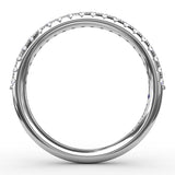 18K White Gold Diamond Wedding Band