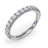 18K White Gold Diamond Wedding Band