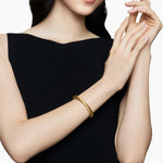 Modern Oval Cablespira® Bracelet in 18K Yellow Gold, 7mm
