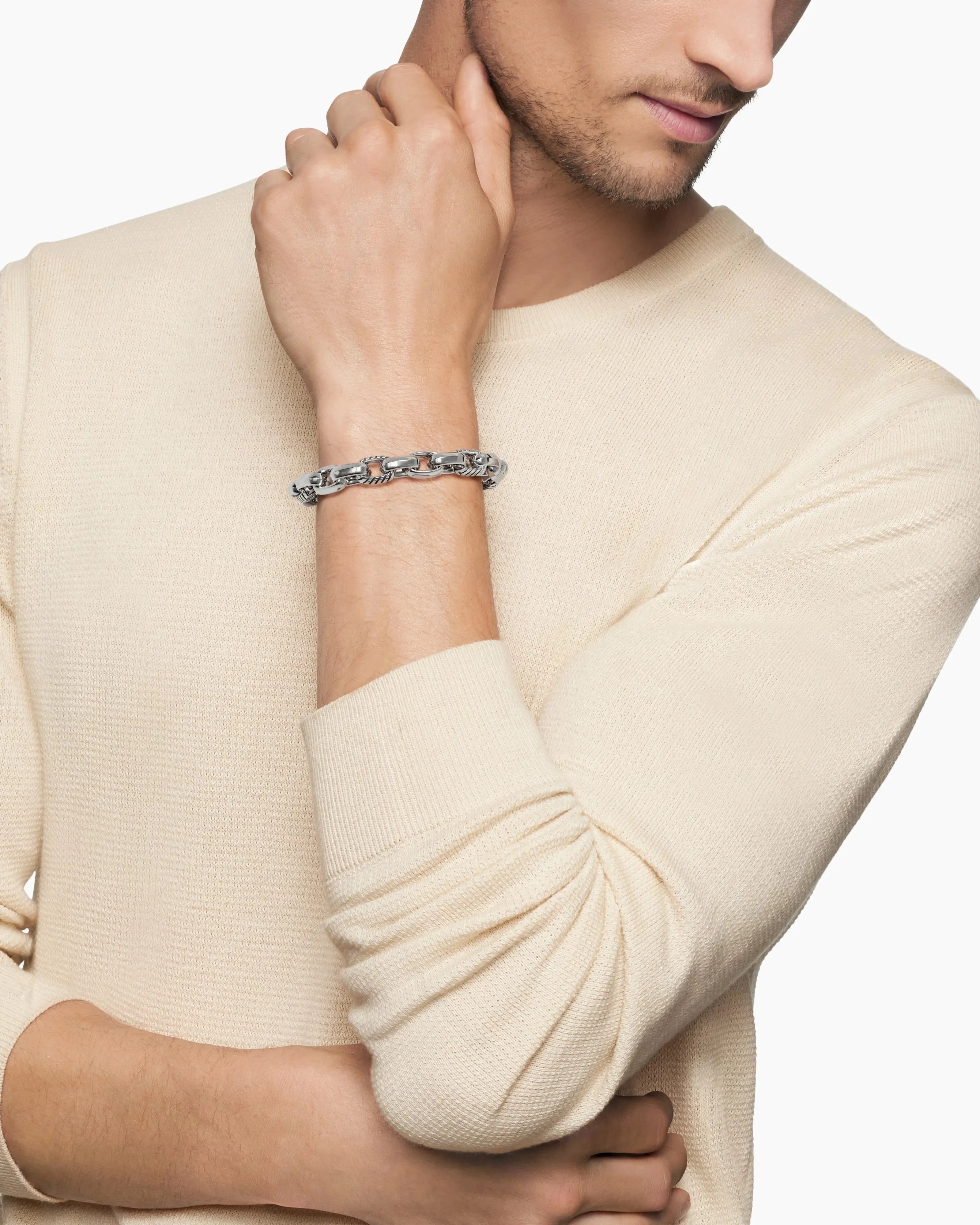 CHEVRON OVAL LINK BRACELET Sterling Silver, 10mm