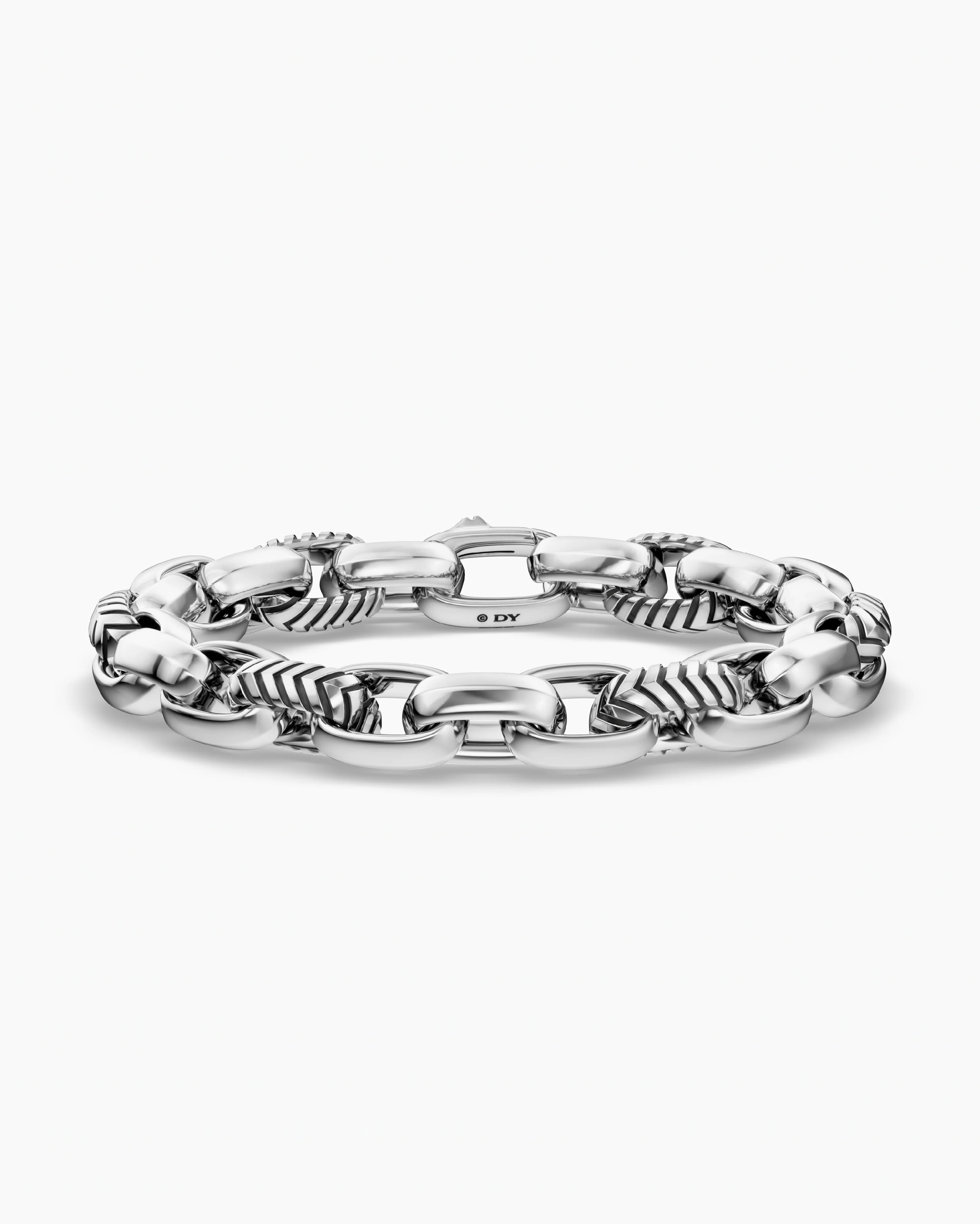 CHEVRON OVAL LINK BRACELET Sterling Silver, 10mm