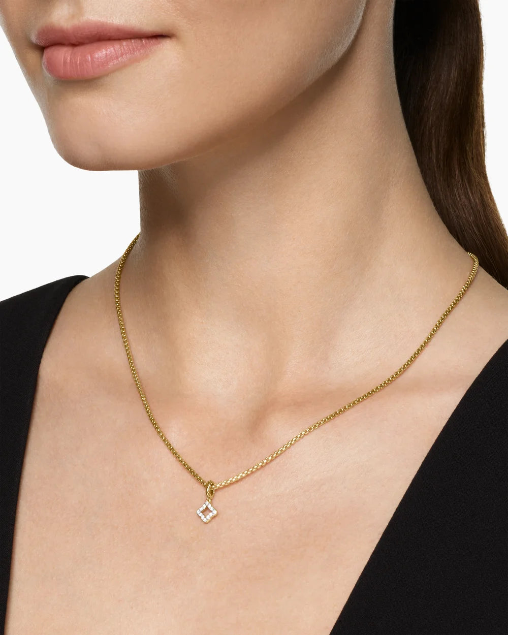 Micro Pavé Quatrefoil Amulet 18K Yellow Gold with Diamonds, 7.4mm