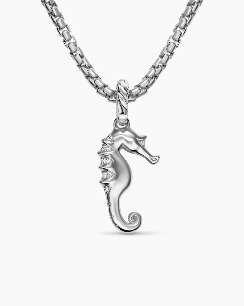 SEAHORSE AMULET Sterling Silver with Diamonds, 22mm