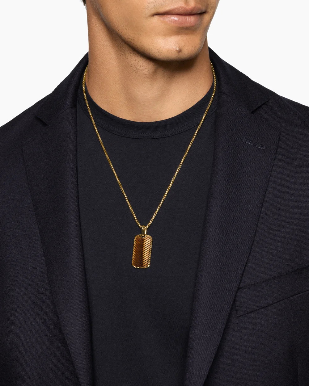 CHEVRON TAG 18K Yellow Gold with Tiger's Eye, 34mm