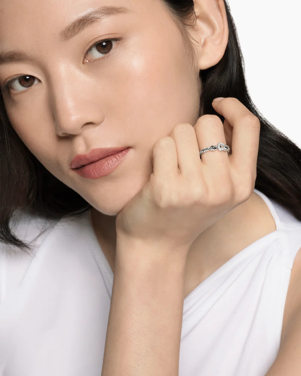PETITE BUCKLE RING Sterling Silver with Diamonds, 2mm