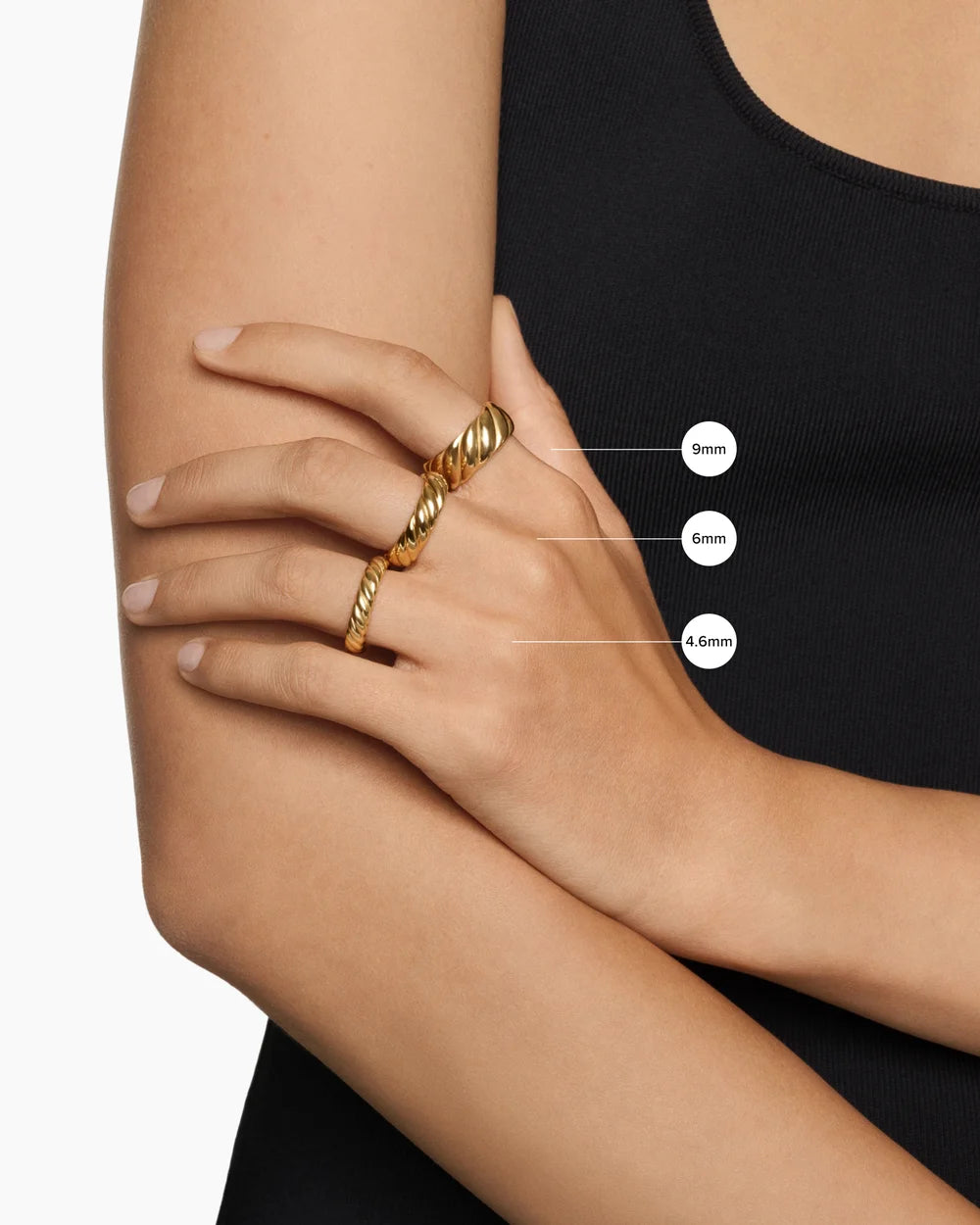Sculpted Cable Band Ring in 18K Yellow Gold, 4.6mm