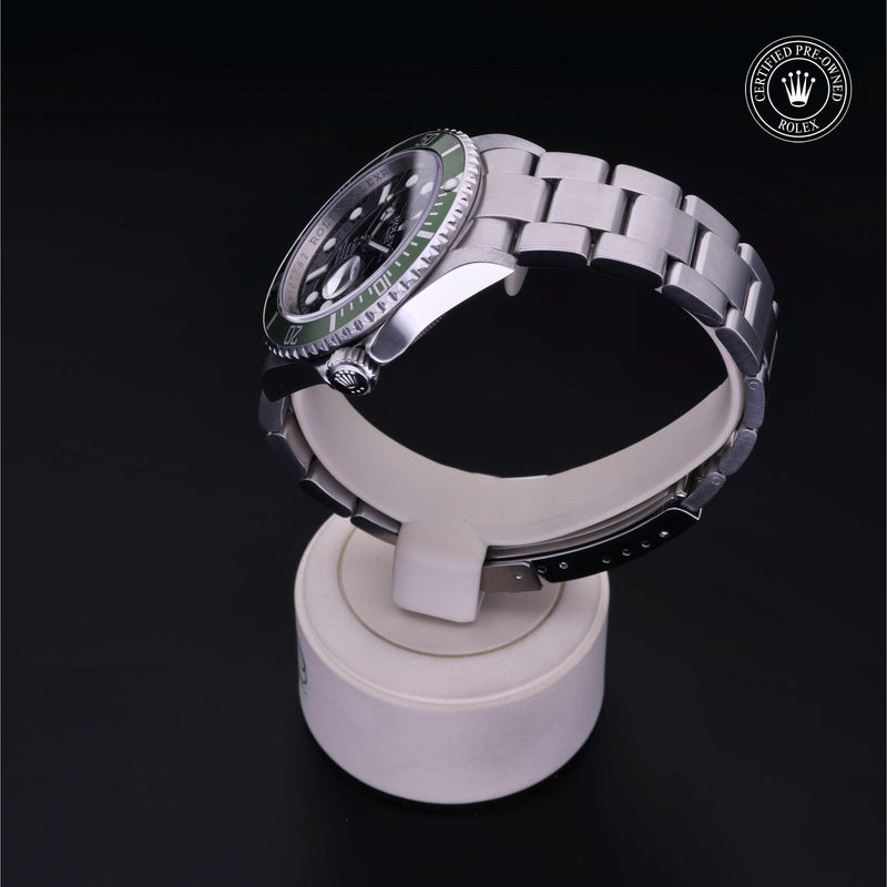 Oyster Perpetual  Submariner Date