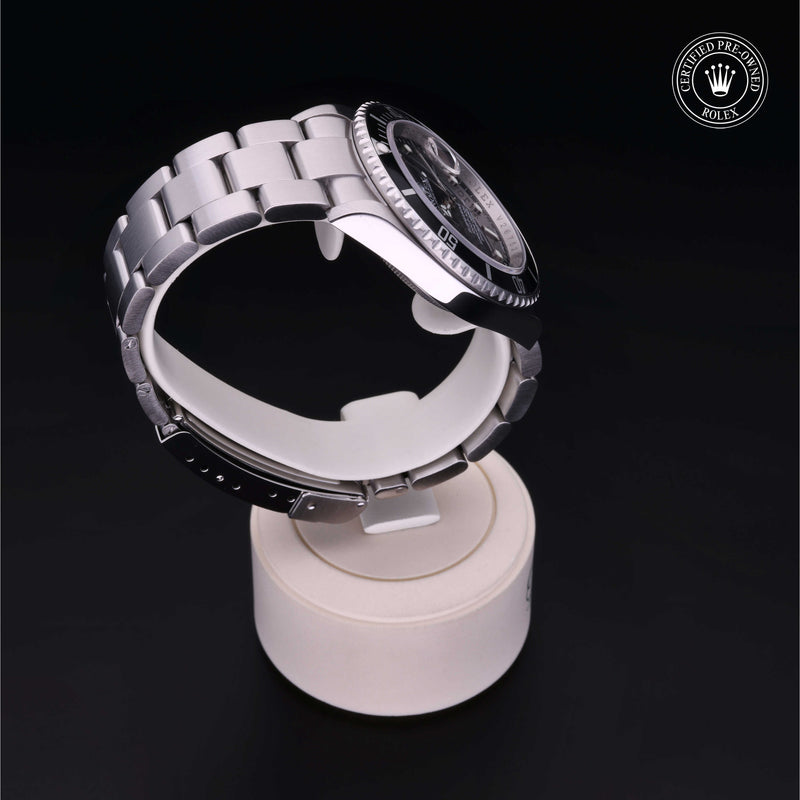 Oyster Perpetual Submariner Date