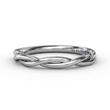 18K white Gold Elegantly Twisted Diamond Wedding Band