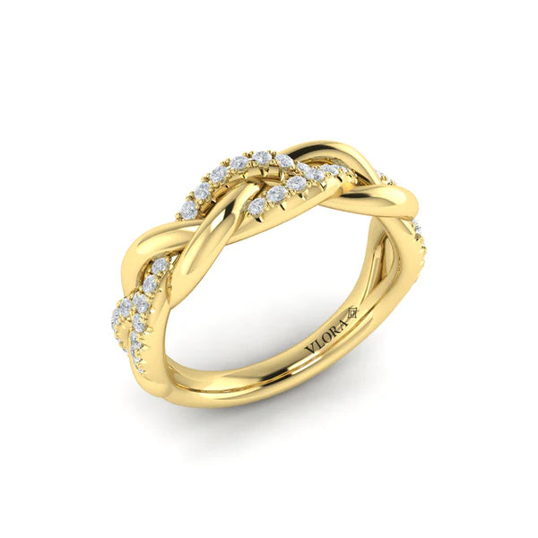 Alternating Diamond Twist Ring in 18K Yellow Gold