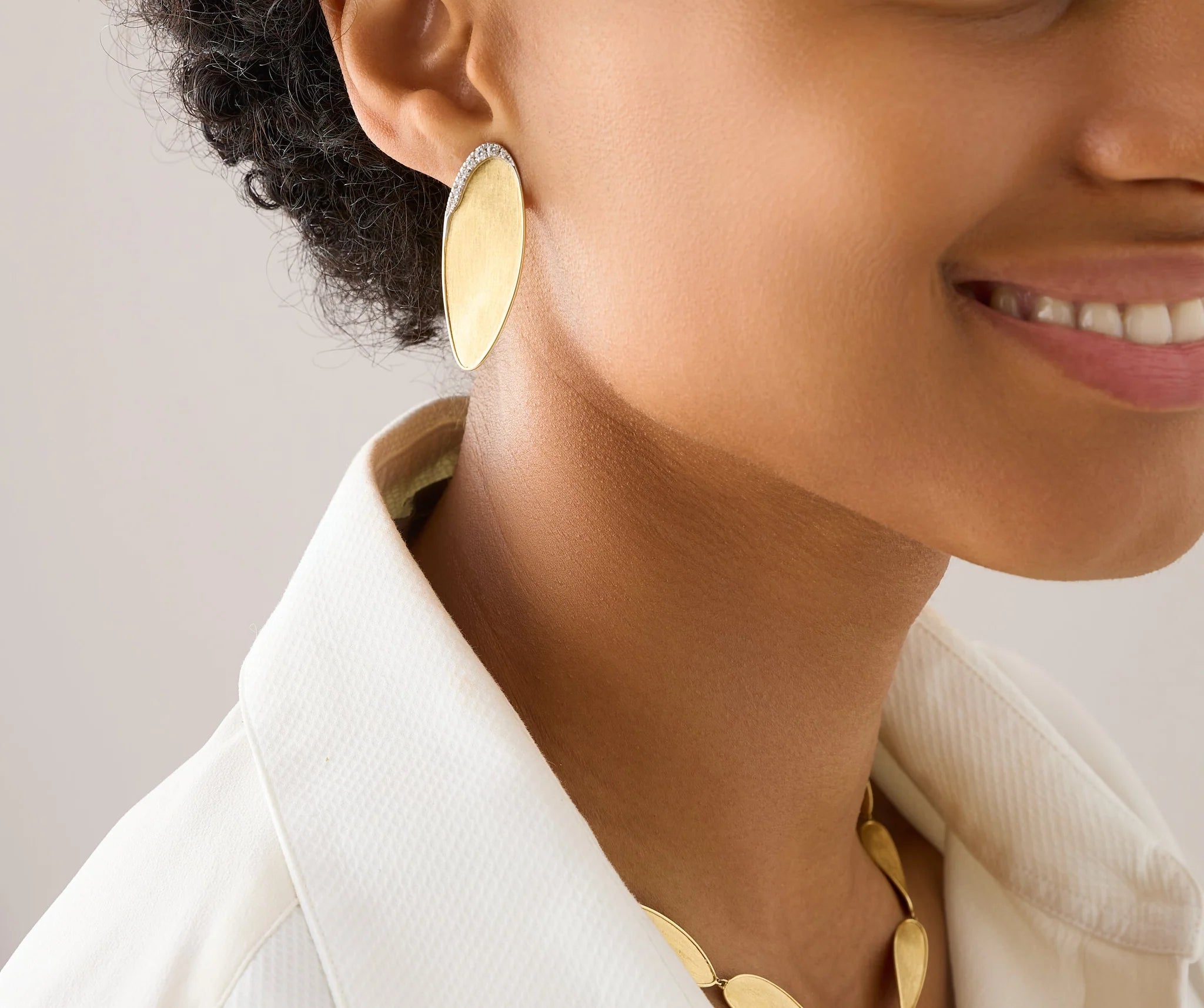 18K Yellow Gold Medium Statement Stud Earrings With Diamond Pavé