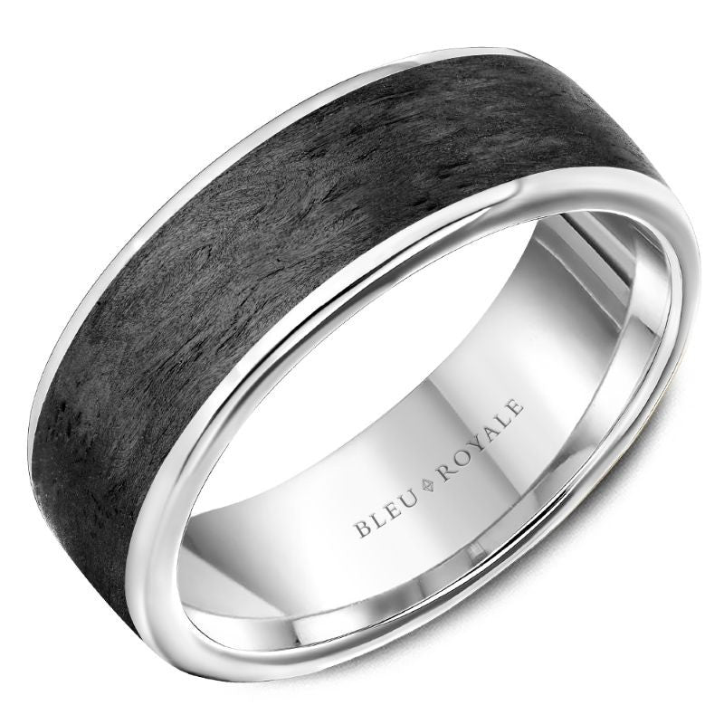 Bleu Royale 7.5mm Men’s Wedding Band in 14K Gold with Forged Carbon Fiber