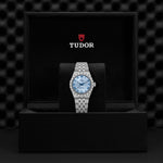 TUDOR Royal