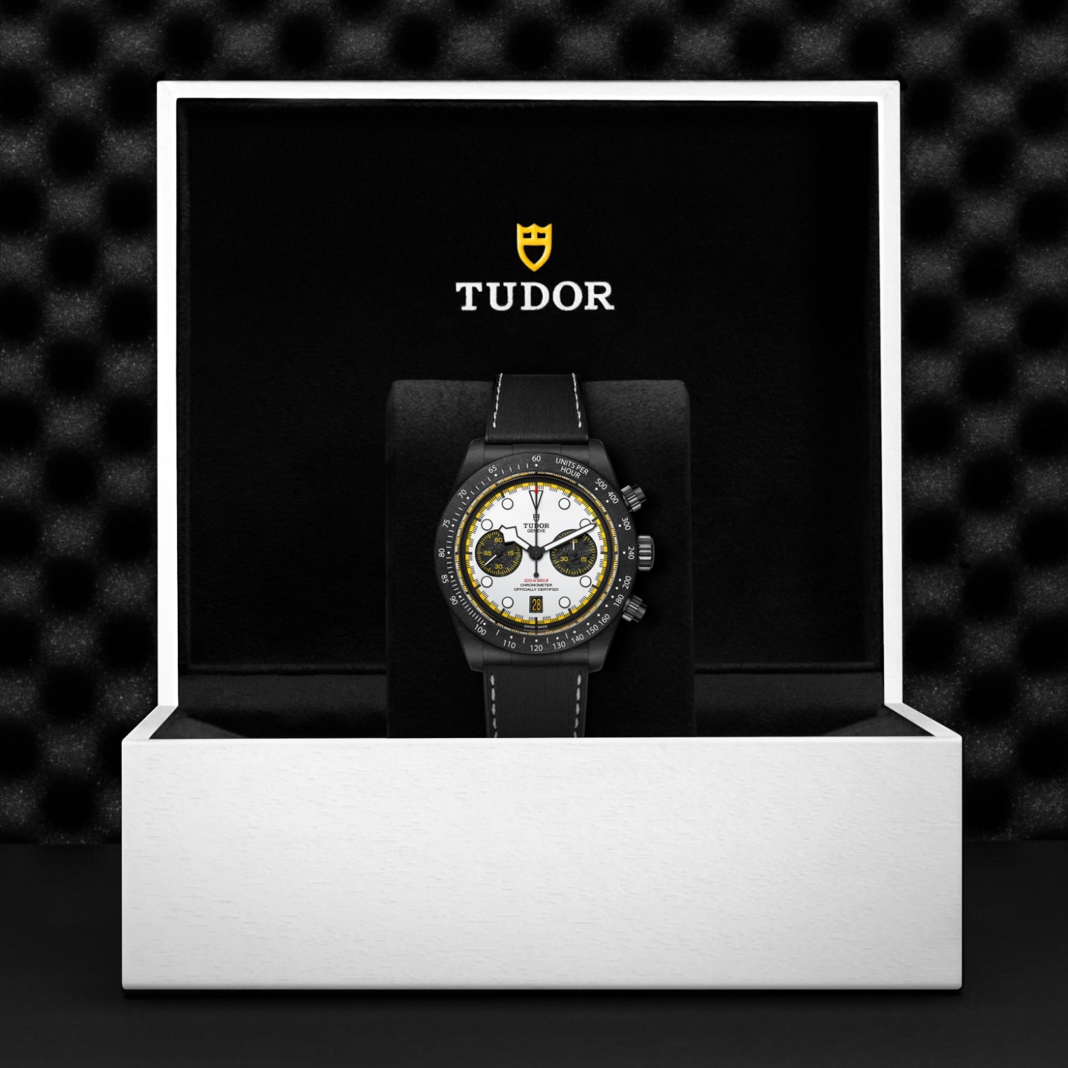 TUDOR Black Bay Chrono